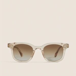 Chimi 04 Ecru Sunglasses